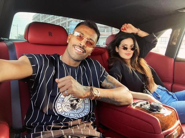 hardik pandya and wife