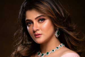 Srabanti single 1