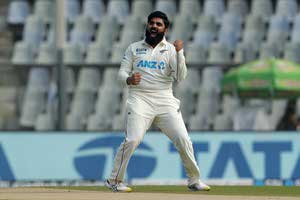 ajaj patel 10 wicket