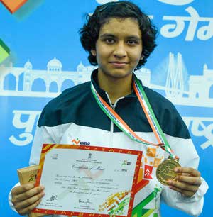 Tasnim Mir Junior badminton player