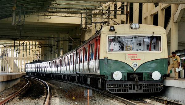 local train kolkata